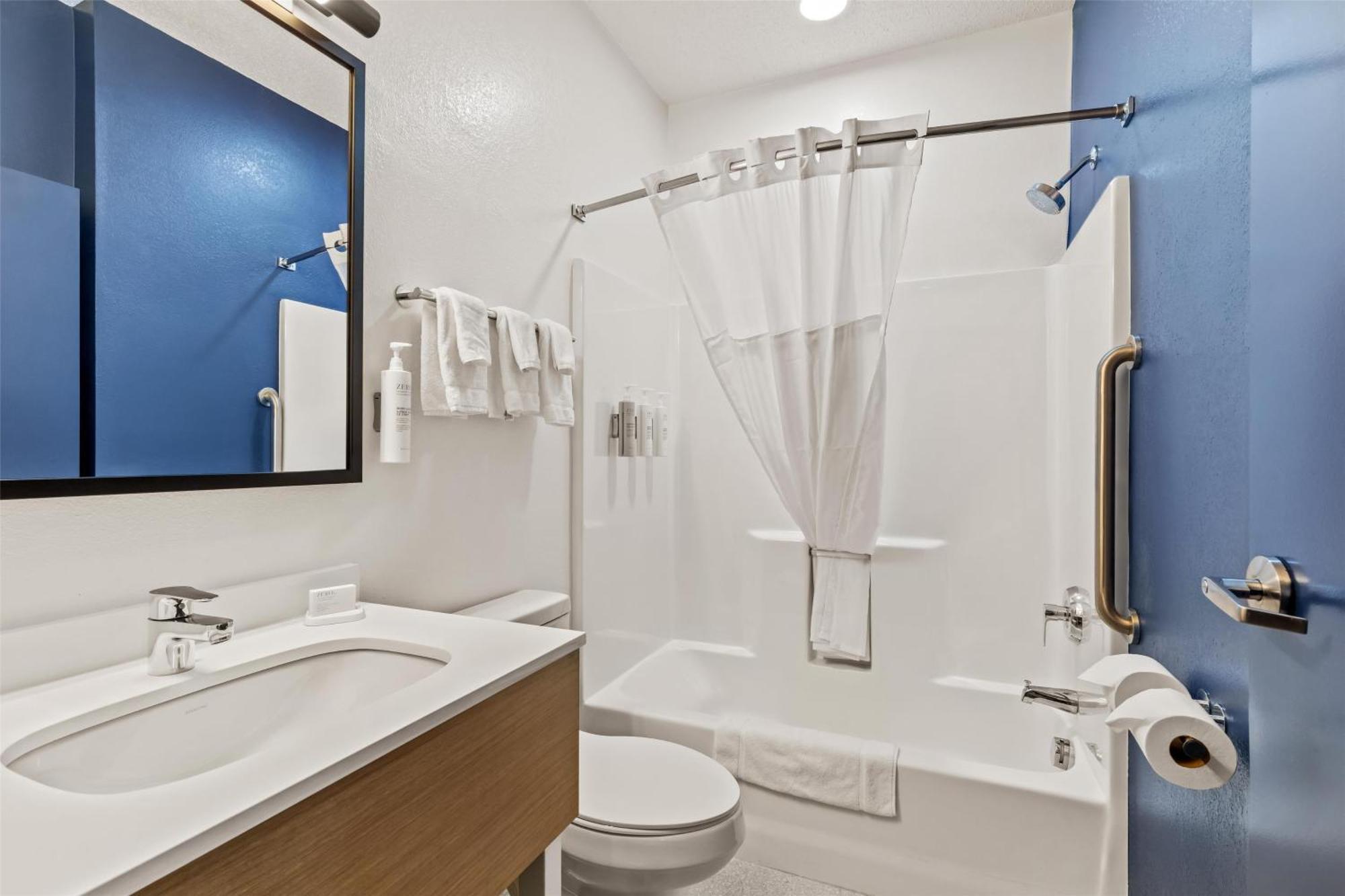 Hotel Spark By Hilton Barre 3*