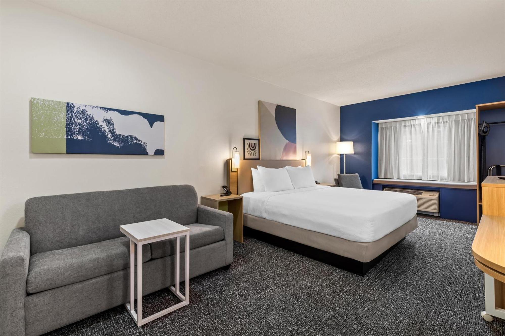 Spark By Hilton Barre Hotel 3*