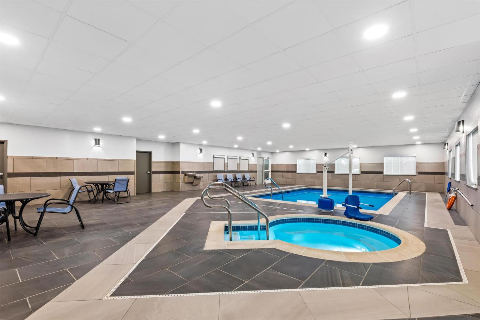 Hotel Spark By Hilton Barre 3*